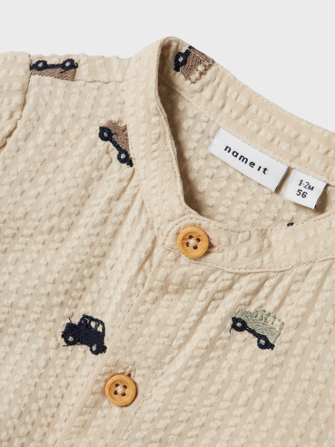 model_shot-front_full